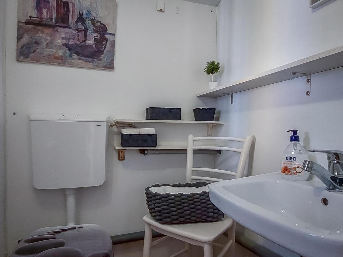 Viktoria Near Beach, Tartini Square Is Peaceful, Unique And Cosy For Lgbtq,, Couples Getaway, Families & Friends Piran